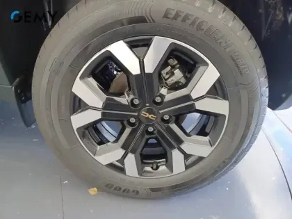 Photo 26 Dacia Duster  Hybrid 140