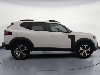 Photo 7 Dacia Duster  Hybrid 140