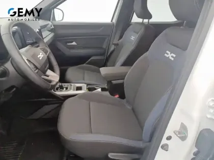Photo 24 Dacia Duster  Hybrid 140