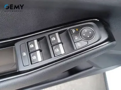 Photo 27 Renault Austral  full hybrid E-Tech 200 ch