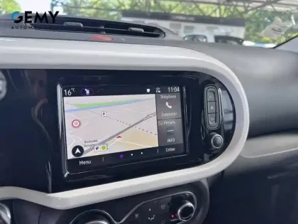 Photo 23 Renault Twingo  III E-Tech