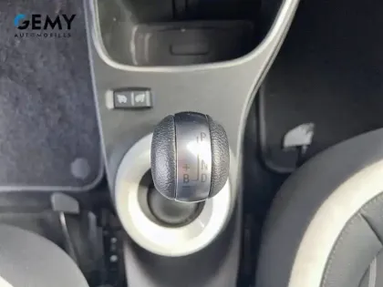 Photo 28 Renault Twingo  III E-Tech