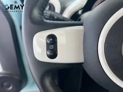 Photo 17 Renault Twingo  III E-Tech