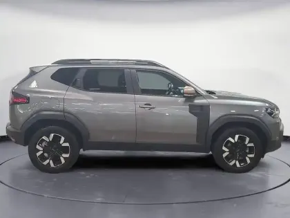 Photo 7 Dacia Duster  Hybrid 140
