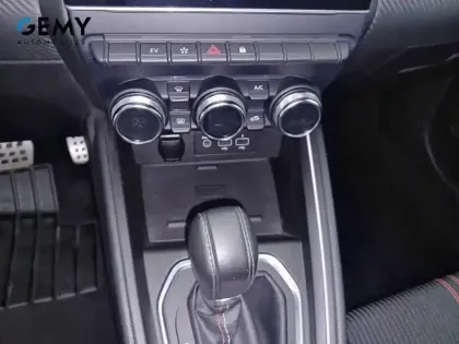 Photo 28 Renault Clio  E-Tech 140 - 21N