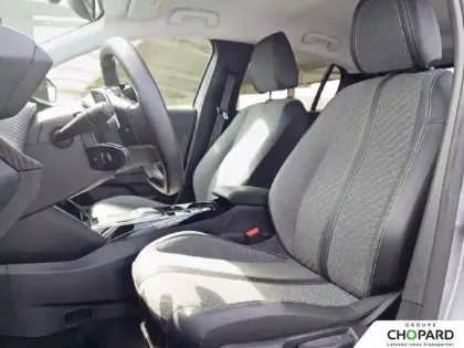 Photo 10 Peugeot 208  Hybrid 100 e-DCS6