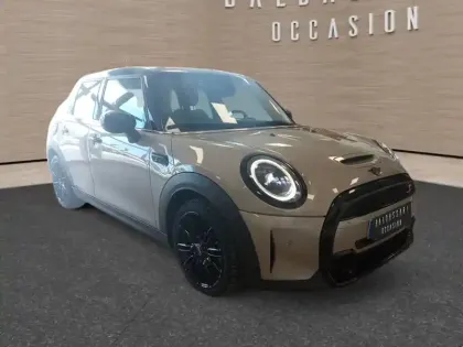 Photo 6 Mini Mini Hatch 5 Portes Cooper S 178 ch DKG7