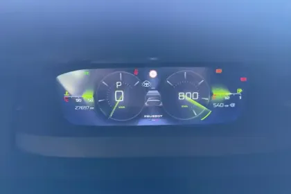 Photo 14 Peugeot 308  BlueHDi 130ch S&S EAT8