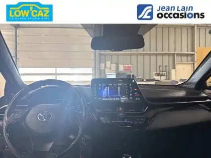 Photo 17 Toyota C-HR  116ch Turbo 2WD