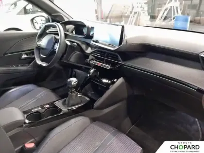 Photo 12 Peugeot 208  PureTech 100 S&S BVM6
