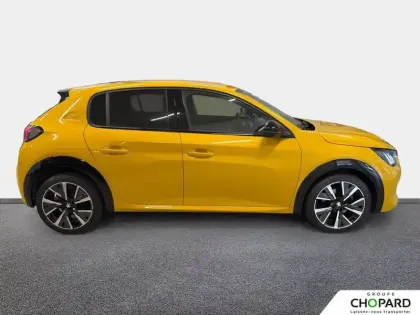 Photo 38 Peugeot 208  PureTech 100 S&S BVM6