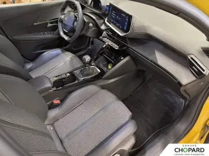 Photo 43 Peugeot 208  PureTech 100 S&S BVM6