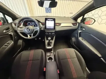 Photo 10 Renault Captur  mild hybrid 140