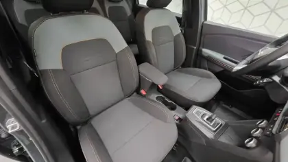 Photo 35 Dacia Jogger  Hybrid 155 7 pl
