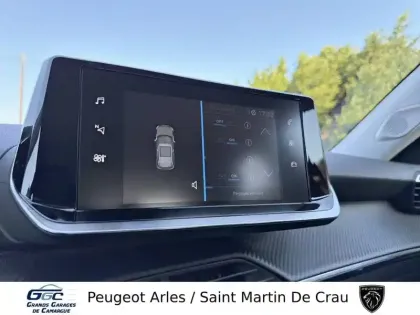 Photo 21 Peugeot 2008  PureTech 130 S&S BVM6