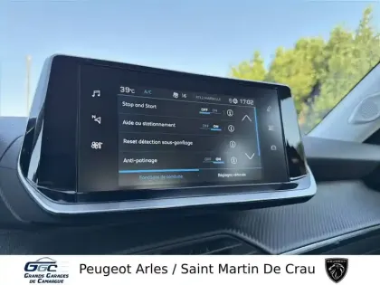 Photo 20 Peugeot 2008  PureTech 130 S&S BVM6