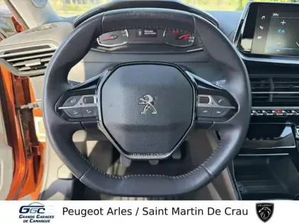 Photo 12 Peugeot 2008  PureTech 130 S&S BVM6