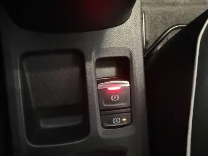 Photo 41 Renault Captur  E-Tech Plug-in 160 - 21