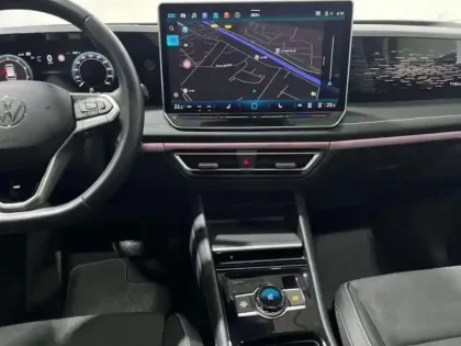 Photo 9 Volkswagen Tiguan 1.5 eTSI 150ch DSG7 Elegance