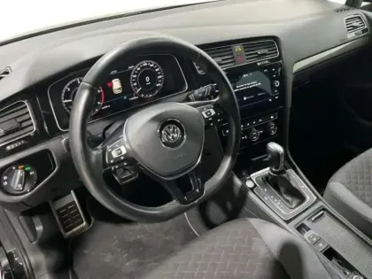 Photo 8 Volkswagen Golf 1.6 TDI 115 FAP DSG7 Connect