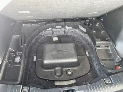 Photo 24 Ford Kuga 2.5 Duratec 190ch FHEV E85 ST-Line BVA
