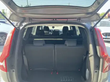 Photo 10 Dacia Jogger 1.0 TCe 110ch Extreme 7 places -24