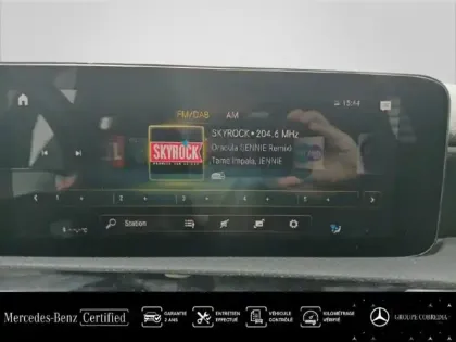 Photo 7 Mercedes Classe A  180 136ch AMG Line