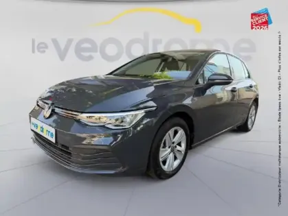 Photo Volkswagen Golf Life Business