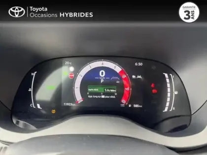 Photo 13 Toyota Yaris  Cross 116h Dynamic MC24