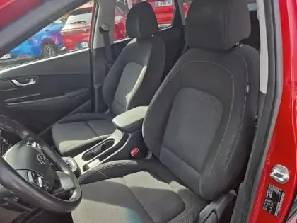 Photo 8 Hyundai Kona  1.6 GDi 141ch Hybrid Intuitive DCT-6