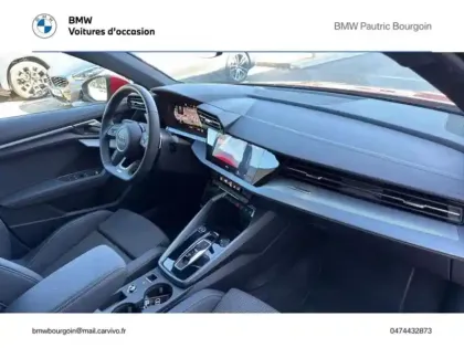 Photo 8 Audi A3  Sportback 35 TFSI 150ch Hybride S line S tronic 7