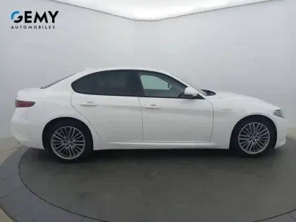 Photo 24 Alfa Romeo Giulia  2.2 210 ch AT8 Q4