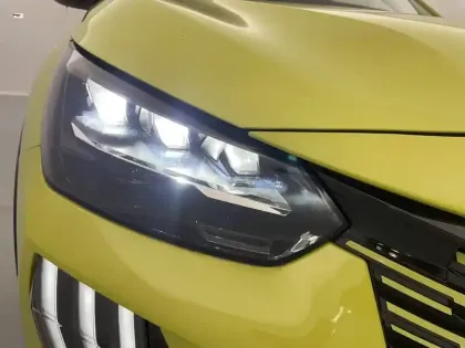 Photo 63 Peugeot 208  PureTech 100 S&S BVM6