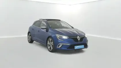 Photo 16 Renault Megane Mégane IV Berline TCe 205 Energy EDC