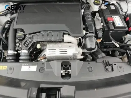 Photo 32 Peugeot 2008  PureTech 130 S&S EAT8