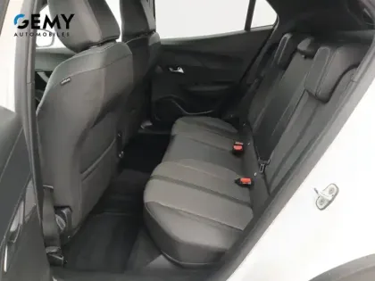 Photo 30 Peugeot 2008  PureTech 130 S&S EAT8