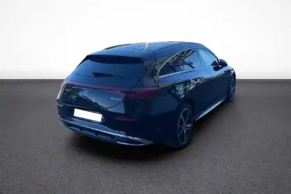 Photo 5 Mercedes CLA  Shooting Brake 350 avec technologie EQ 4MATIC