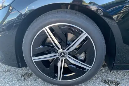 Photo 12 Mercedes CLA  Shooting Brake 350 avec technologie EQ 4MATIC
