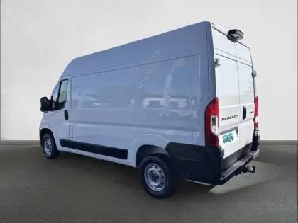 Photo 6 Peugeot Boxer  FGN TOLE 3.3 T L2H2 140 S&S BVM6
