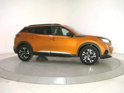 Photo 24 Peugeot 2008  Electrique 136 ch