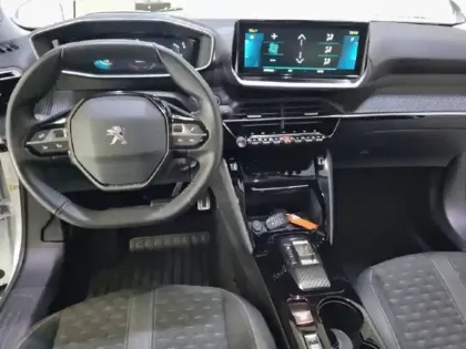 Photo 19 Peugeot 2008  Electrique 136 ch