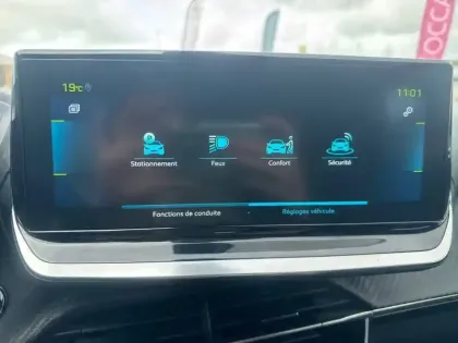 Photo 13 Peugeot 2008  Electrique 136 ch