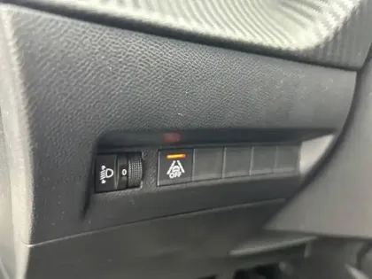 Photo 40 Peugeot 208  PureTech 75 S&S BVM5