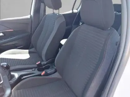 Photo 10 Peugeot 208  PureTech 75 S&S BVM5