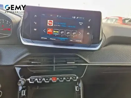 Photo 14 Peugeot 2008  PureTech 130 S&S BVM6