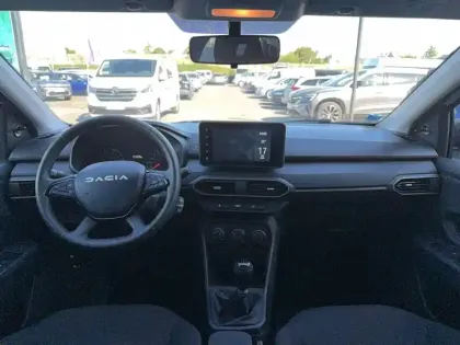 Photo 8 Dacia Sandero  SCe 65