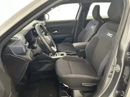 Photo 8 Dacia Duster  Hybrid 140
