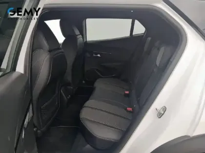 Photo 30 Peugeot 2008  PureTech 130 S&S EAT8