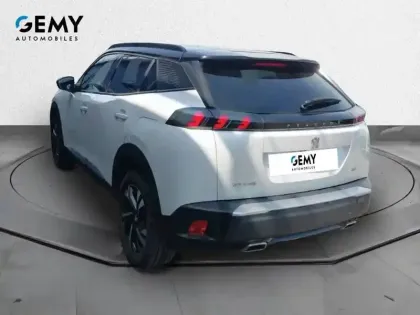 Photo 6 Peugeot 2008  PureTech 130 S&S EAT8