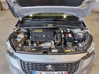 Photo 6 Peugeot 208  BlueHDi 100 S&S BVM6 Active Pack